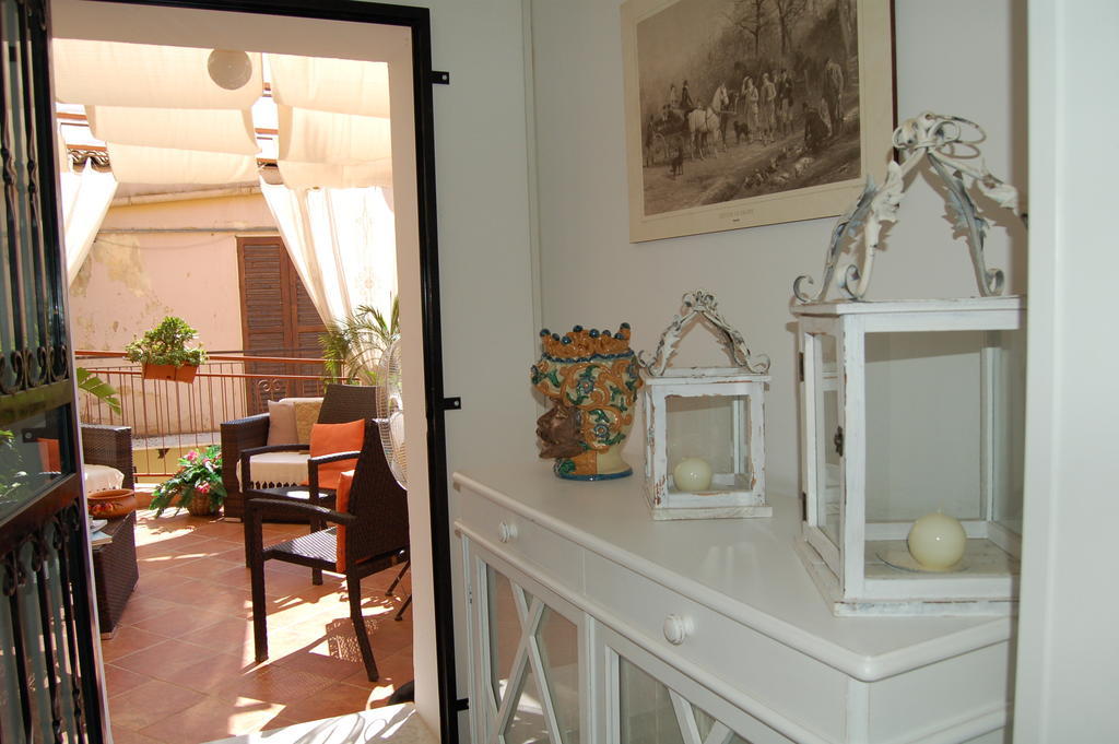 Al Vicoletto Apartment อากริเจนโต ภายนอก รูปภาพ